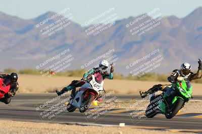 media/Dec-09-2023-SoCal Trackdays (Sat) [[76a8ac2686]]/Turn 15 Set 2 (245pm)/